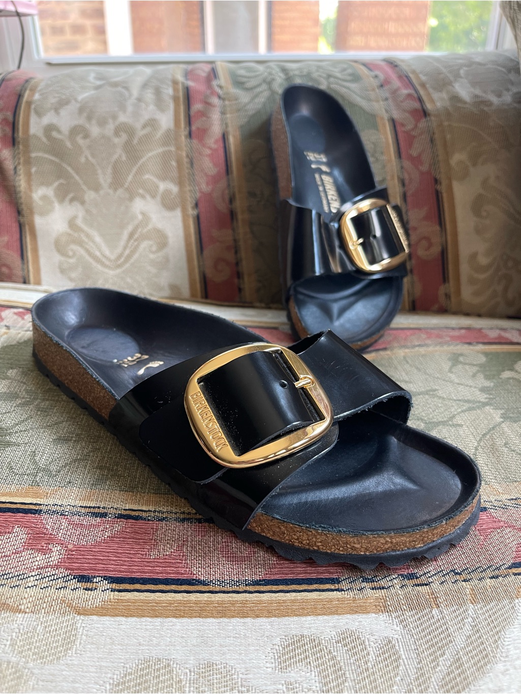 Birkenstock Madrid Big Buckle High Shine. Size 6-6.5 Women N21-15